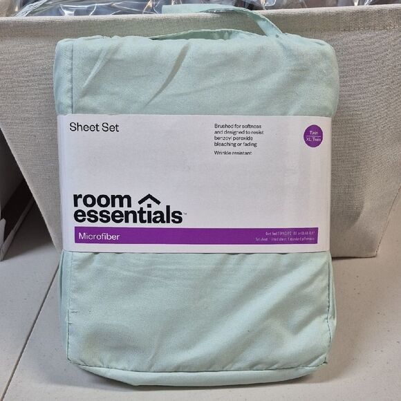 Room Essentials TWIN XL Microfiber Mint Sheet Set - New - Picture 1 of 3